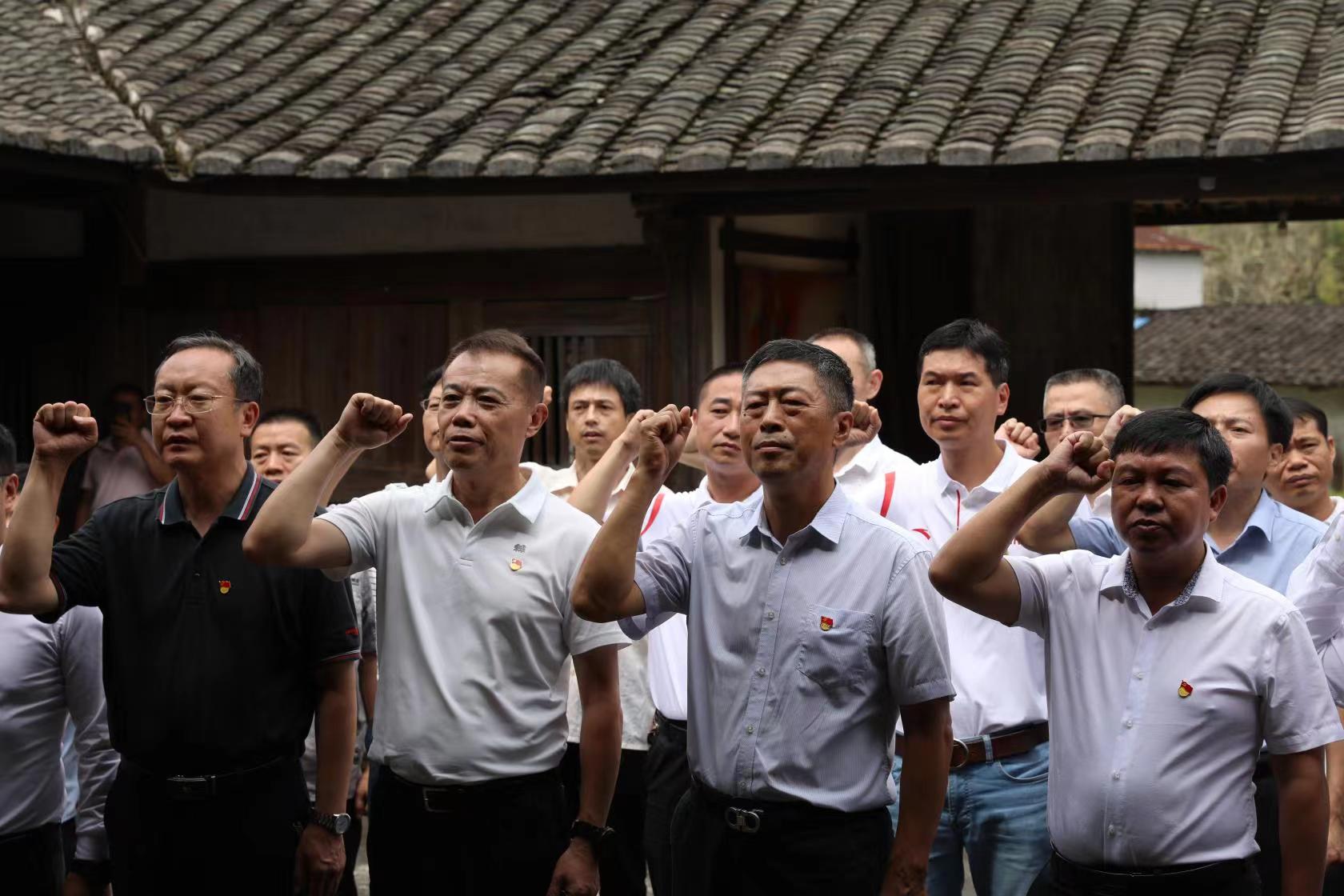 ��������:�����������ĵ�ÿһ��