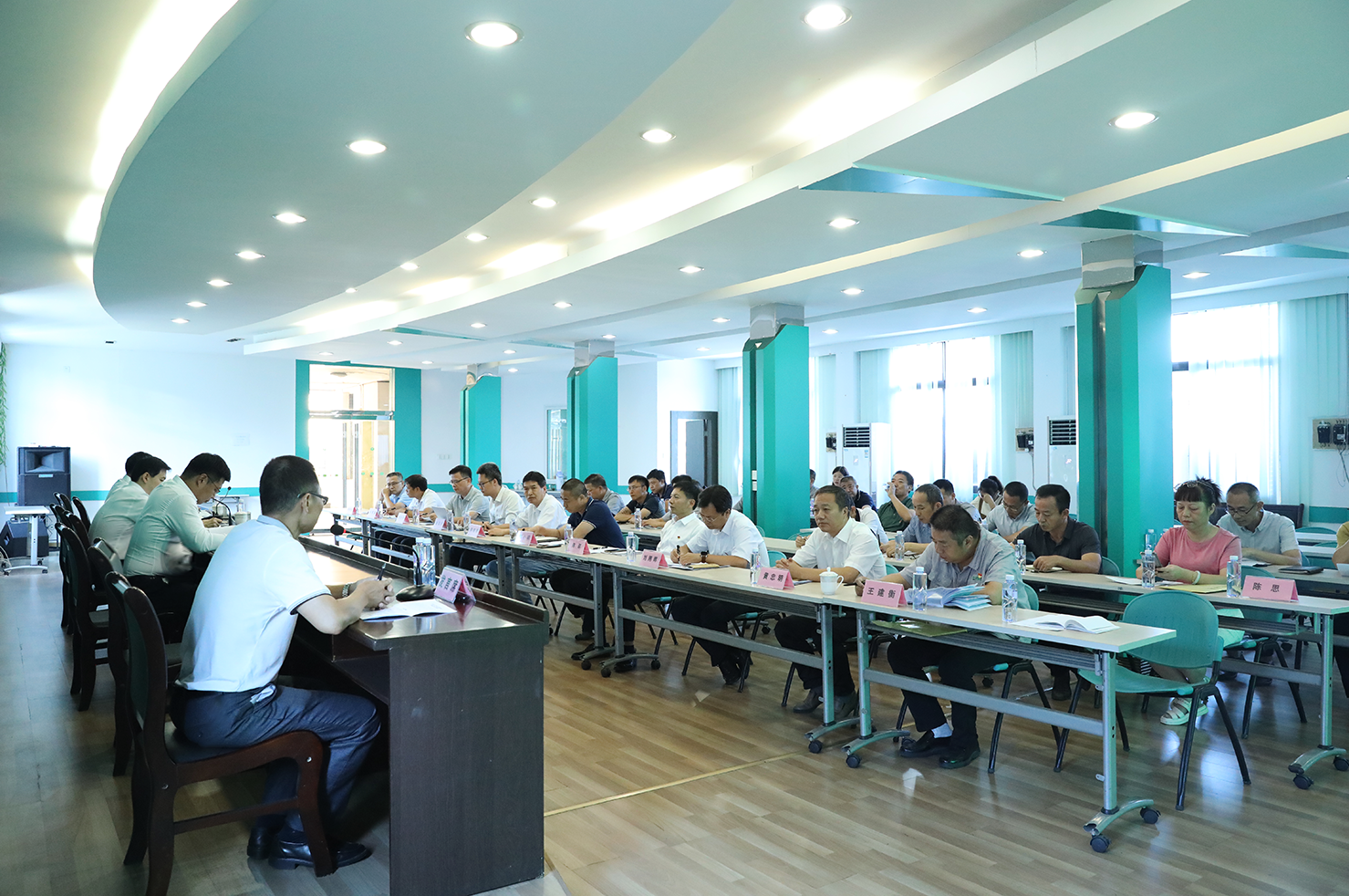 ÇòËÙÌåÓý:´ÓÈü³¡µ½ÕÆÐĵÄÿһÃë