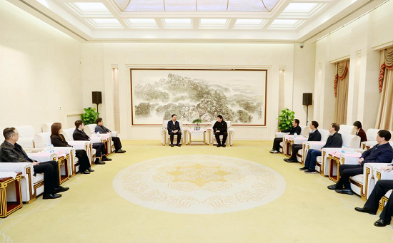 �������ߺ���ί��ǵ���ǰ̸��