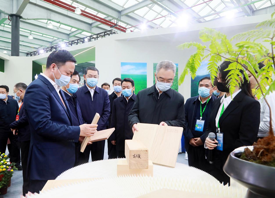 球速体育:从赛场到掌心的每一秒