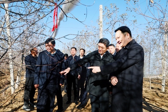 ÇòËÙÌåÓý:´ÓÈü³¡µ½ÕÆÐĵÄÿһÃë