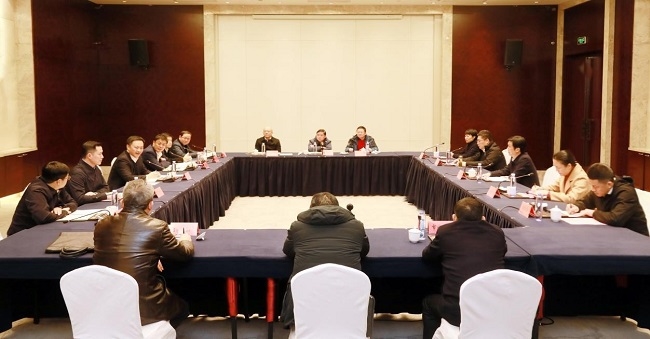 ������������ί����ǡ��г������̸��