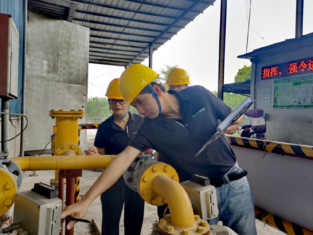 ��ʵ�徲���� �淶��Ч���� | ��������:�����������ĵ�ÿһ����ҵ��벢�� �𾢿�չ���徲�����¡��˶�